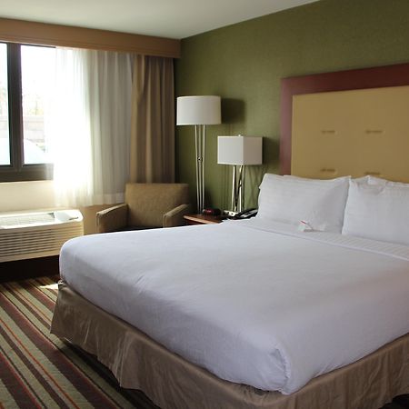 Отель Doubletree By Hilton Буэна Парк Экстерьер фото
